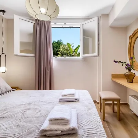 Polys Lefkada 1