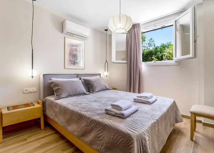 Polys Lefkada 1 Apartment Apolpaina